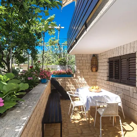 Apartments Bei Manda Punat Exterior photo