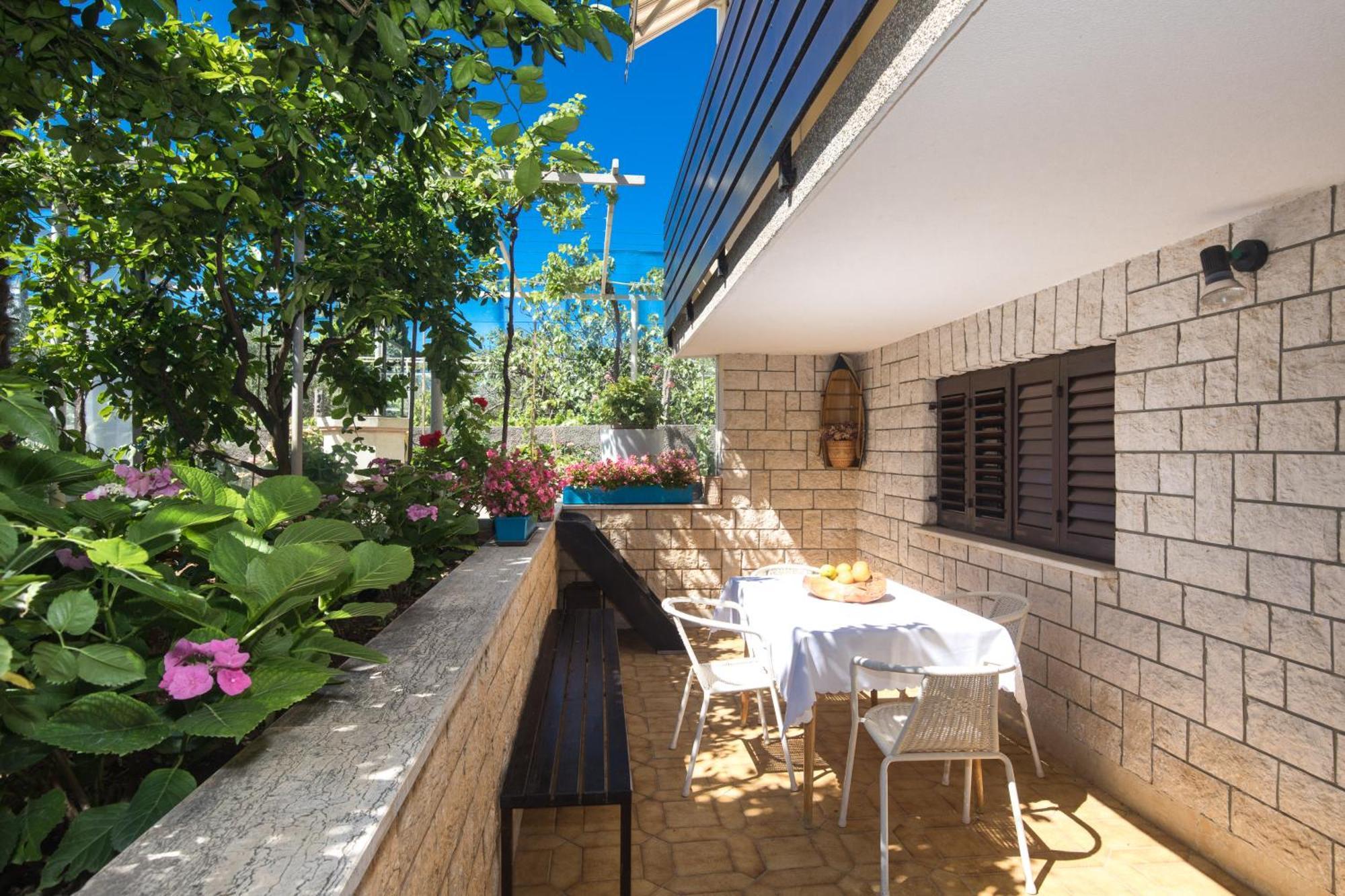 Bei Manda Apartment Punat